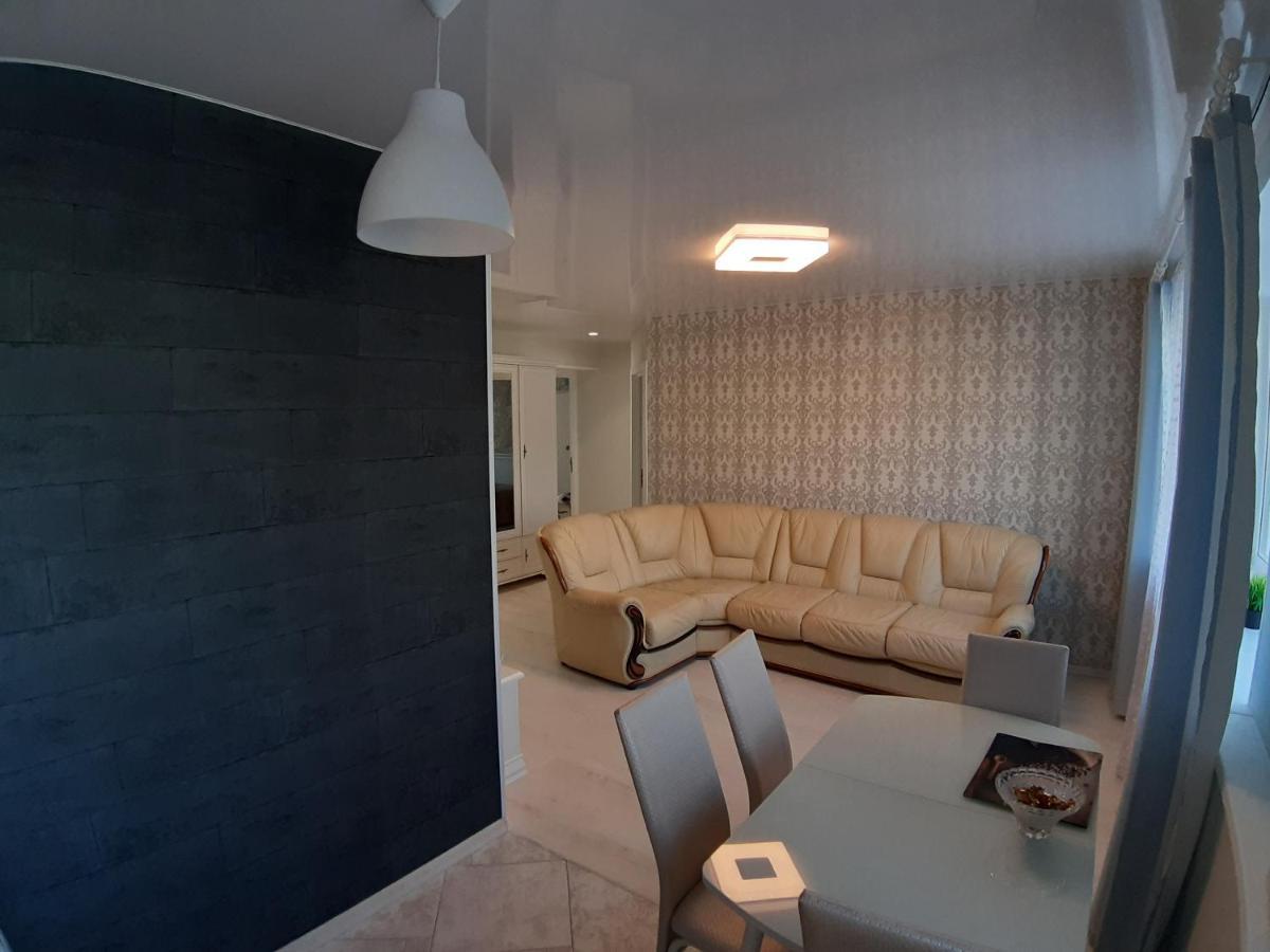 Appartment New In Center Mogiljov Exteriör bild